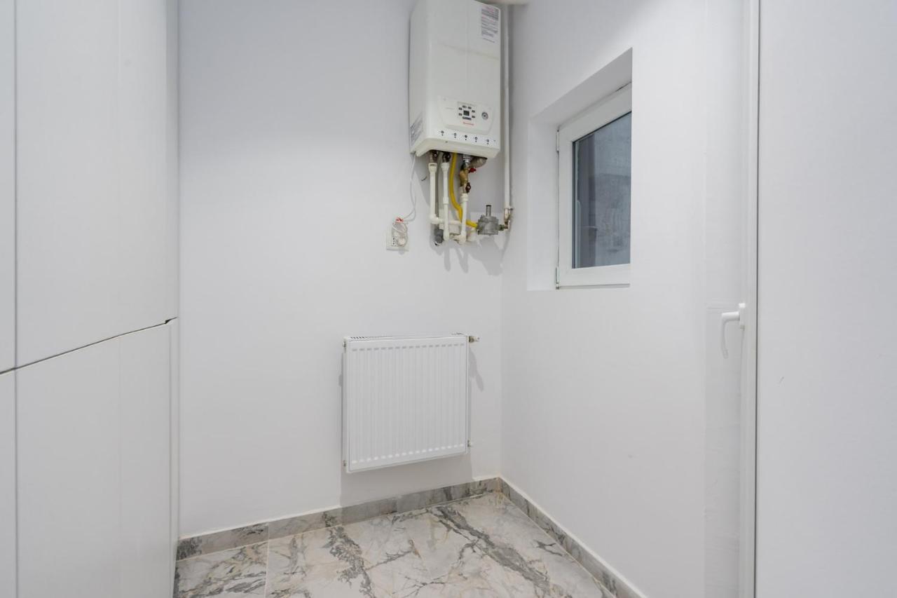 Crystal 3Bdr Apartment In Center Bükreş Dış mekan fotoğraf