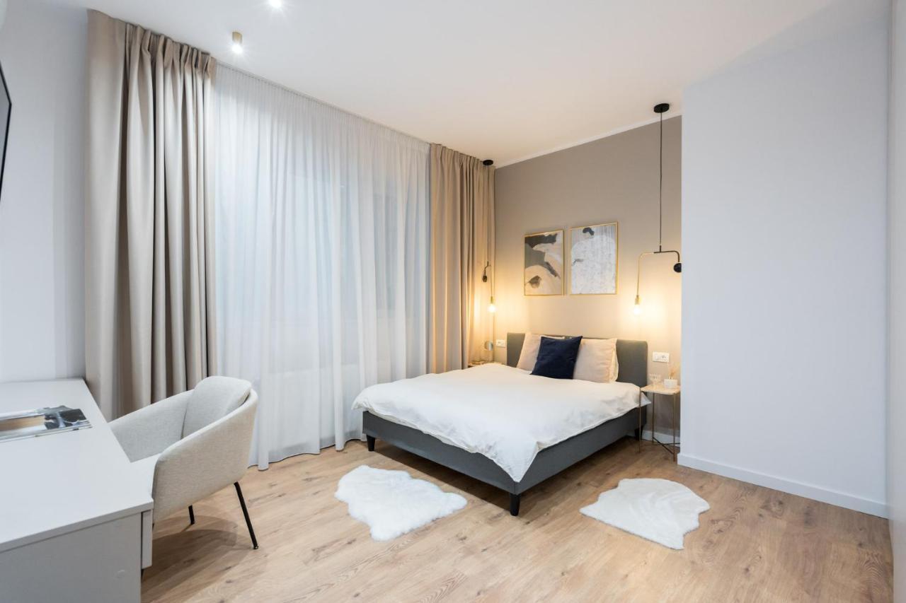 Crystal 3Bdr Apartment In Center Bükreş Dış mekan fotoğraf