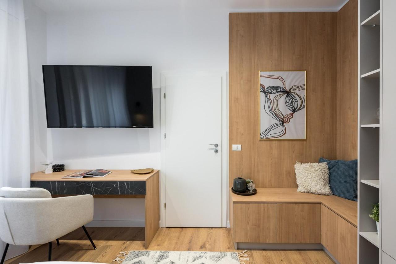 Crystal 3Bdr Apartment In Center Bükreş Dış mekan fotoğraf